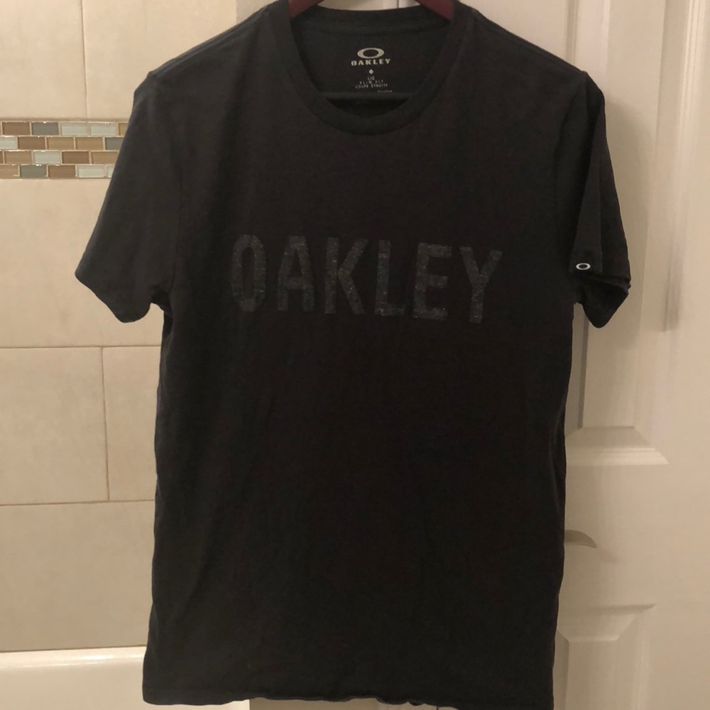 Oakley short sleeve T-shirt